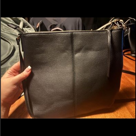 Penningtons In Every Story Purse - Picture 1 of 1